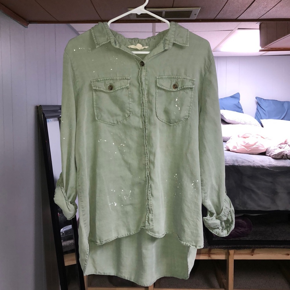 green button up